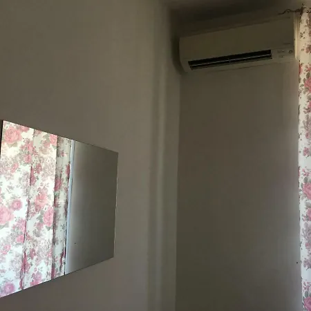Lisa's House נאפולי